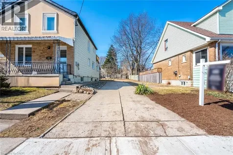 153 Strathcona Avenue North Hamilton ON L8R 3C4