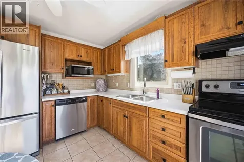 95 Turner Drive Sarnia ON N7S 5G6