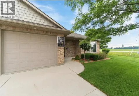 5969 Townsend Line Lambton Shores ON N0M 1J0
