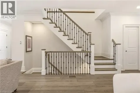 336 Newbold Court Burlington ON L7R 2Y6