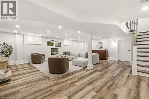 336 Newbold Court Burlington ON L7R 2Y6
