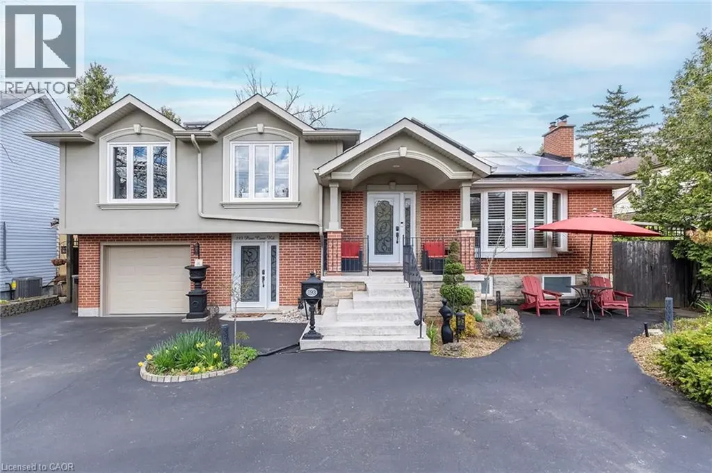 193 Pine Cove Road Burlington ON L7N 1W1