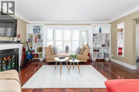 193 Pine Cove Road Burlington ON L7N 1W1