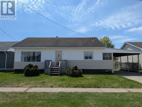 6 Darwin Avenue Wawa ON P0S 1K0