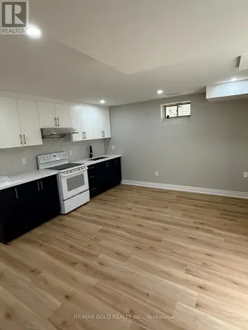 44 Petch Avenue Caledon ON L7C 4J8