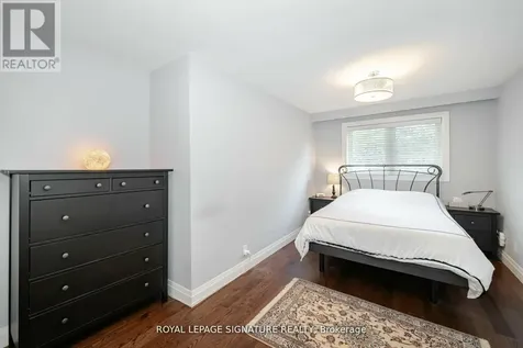 2497 Wyatt Street Oakville (br Bronte) ON L6L 2M7