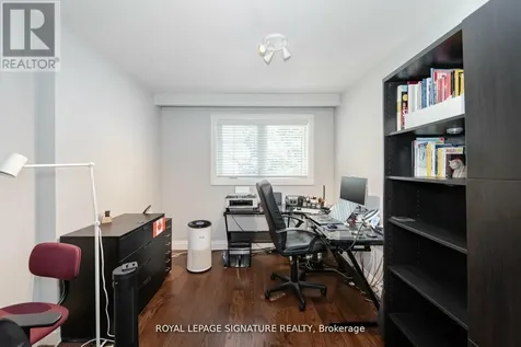 2497 Wyatt Street Oakville (br Bronte) ON L6L 2M7