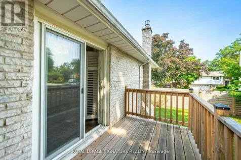 2497 Wyatt Street Oakville (br Bronte) ON L6L 2M7