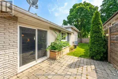 2497 Wyatt Street Oakville (br Bronte) ON L6L 2M7