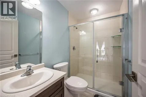 5 Whitehaven Lane Kitchener ON N2H 0B3