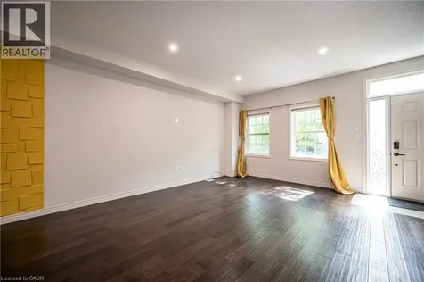 5 Whitehaven Lane Kitchener ON N2H 0B3