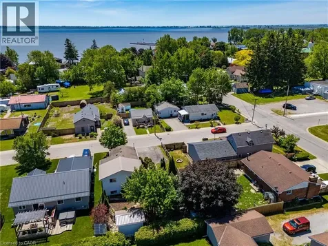 21 Centre Street Port Rowan ON N0E 1M0