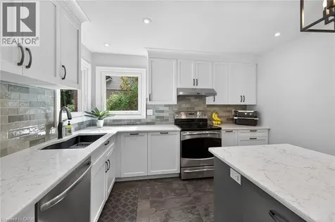 32 Symphony Place Ancaster ON L9G 4V6