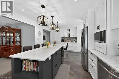 32 Symphony Place Ancaster ON L9G 4V6