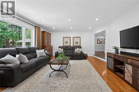 32 Symphony Place Ancaster ON L9G 4V6