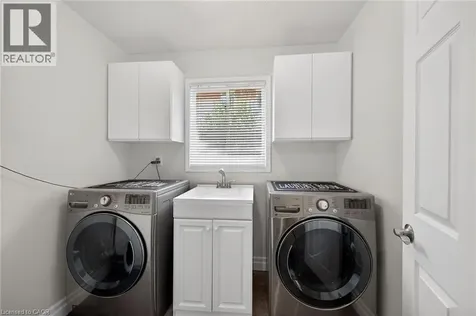 32 Symphony Place Ancaster ON L9G 4V6