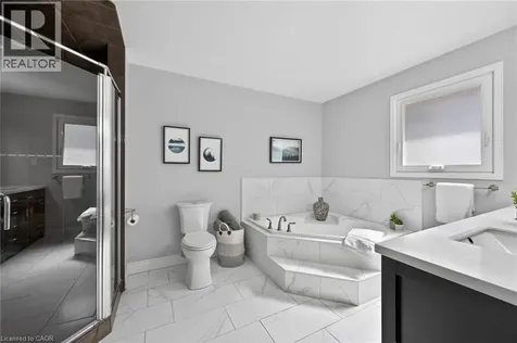 32 Symphony Place Ancaster ON L9G 4V6