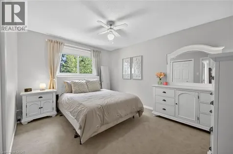 32 Symphony Place Ancaster ON L9G 4V6
