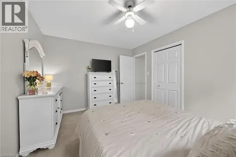 32 Symphony Place Ancaster ON L9G 4V6