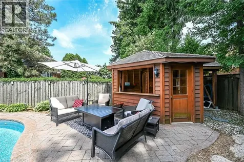 32 Symphony Place Ancaster ON L9G 4V6