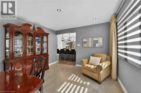 32 Symphony Place Ancaster ON L9G 4V6