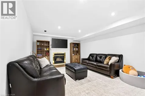 309 Sanatorium Road Hamilton ON L9C 1Z4