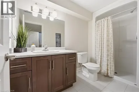 160 Susan Drive Fonthill ON L3E 0B2