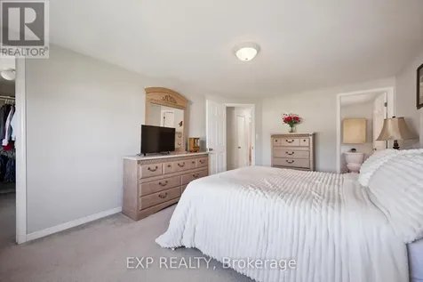 78 Bridlewreath Street Waterloo ON N2E 3V5
