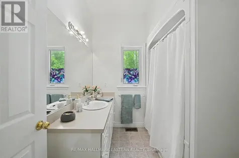 4038 Spring Road Hamilton Township ON L1A 3V6