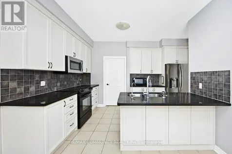 48 Riverwalk Place Midland ON L4R 0B5