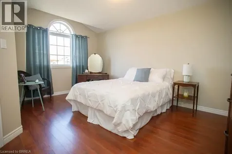 20 Mcconkey Crescent Brantford ON N3S 0C1