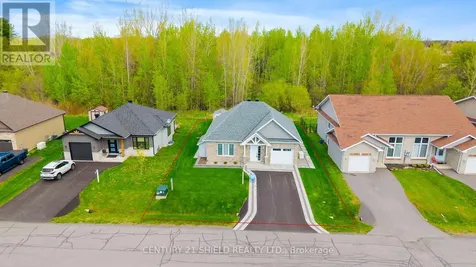 20317 Andrea Avenue South Glengarry ON K0C 2C0