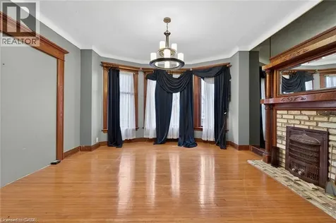4637 Ellis Street Niagara Falls ON L2E 1H8