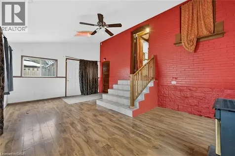4637 Ellis Street Niagara Falls ON L2E 1H8