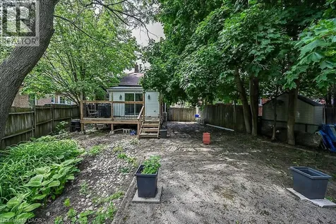 153 Eagle Avenue Brantford ON N3S 1Z7