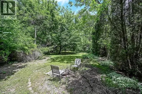 153 Eagle Avenue Brantford ON N3S 1Z7