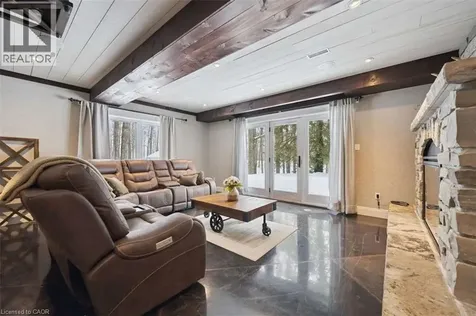 3314 Sandhills Road Baden ON N3A 3A7
