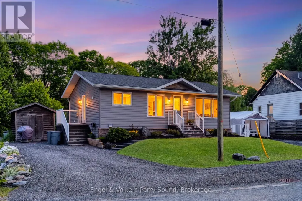 6 Lawrence Street Parry Sound ON P2A 2E2