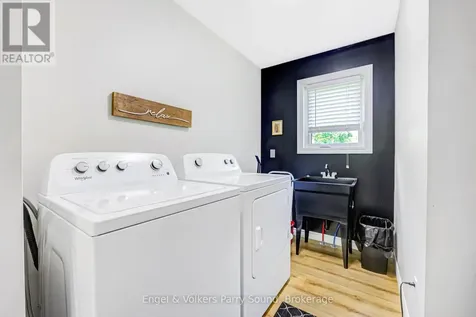 6 Lawrence Street Parry Sound ON P2A 2E2