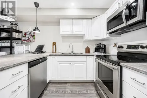 6 Lawrence Street Parry Sound ON P2A 2E2