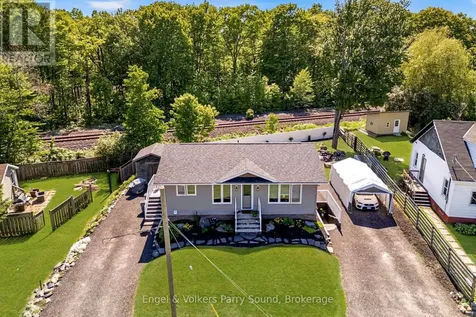 6 Lawrence Street Parry Sound ON P2A 2E2