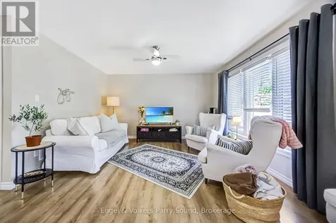 6 Lawrence Street Parry Sound ON P2A 2E2