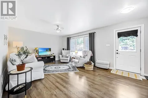 6 Lawrence Street Parry Sound ON P2A 2E2