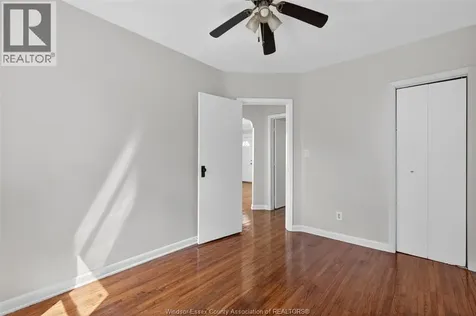 693 South Pacific Windsor ON N8X 2X1