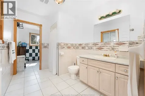 540 Simcoe Street Amherstburg ON N9V 1N3