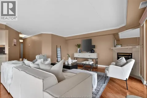 310 Village Grove Drive Tecumseh ON N8N 4X7