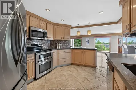 310 Village Grove Drive Tecumseh ON N8N 4X7