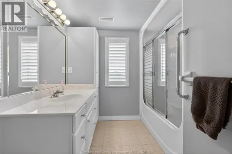 310 Village Grove Drive Tecumseh ON N8N 4X7