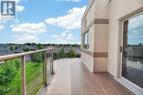 310 Village Grove Drive Tecumseh ON N8N 4X7