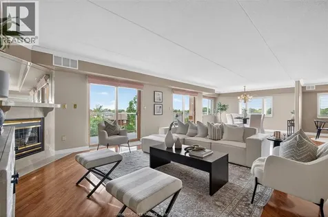 310 Village Grove Drive Tecumseh ON N8N 4X7